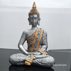Escultura de Buda G 01 40cmMetalização Prata em gesso com adorno