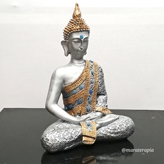 Escultura de Buda G 01 40cmMetalização Prata em gesso com adorno - comprar online