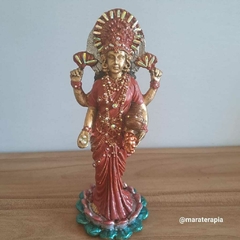 Lakshmi deusa hindu em pé 23cm em resina com adornos / escultura / estatua / imagem