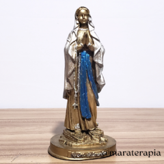 Nossa Senhora de Lourdes mod 001 20 cm resina, com adorno