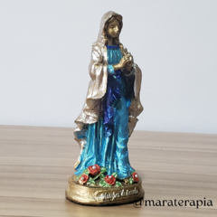 Nossa Senhora de Lourdes mod 002 15 cm resina, com adorno