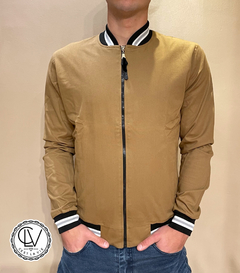 Campera Yerson Camel - comprar online