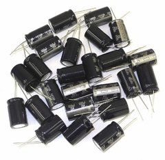 Pack x10 Capacitores Electrolíticos 25V