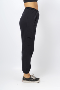 Jogger Alaska · Negro · Opiparo Pepino - comprar online