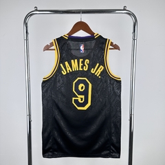 Camiseta Regata Los Angeles Lakers Preta e Amarela - Masculina - comprar online