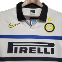 Camisa Retrô Inter de Milão II 1998/1999 - Masculina Nike - Branca na internet