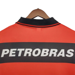 Camisa Flamengo Retrô 1999 Vermelha e Preta - Umbro - loja online