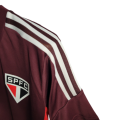 Camisa São Paulo Treino 22/23 Torcedor Masculino - Vinho com detalhe em vermelho - Skull Sports