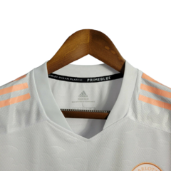 Camisa Charlotte FC III 22/23 - Torcedor Adidas Masculina - Branca com detalhes em salmão