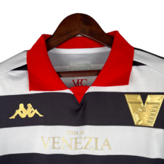 Camisa Venezia III 23/24 - Torcedor Kappa Masculina - Branca com detalhes em preto e dourado - Skull Sports