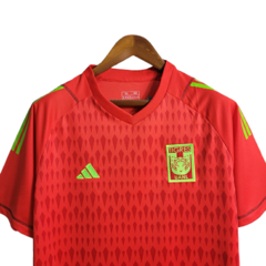 Camisa Tigres do México Goleiro 23/24 - Torcedor Adidas Masculina - Vermelha com detalhes em verde - Skull Sports