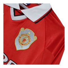 Camisa Retrô Manchester United I 1999/2000 manga longa - Masculina Umbro - Vermelha com detalhes em branco - loja online