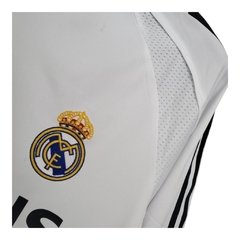 Camisa Retrô Real Madrid I 05/06 - Masculina Adidas - Branca com detalhes em preto - loja online