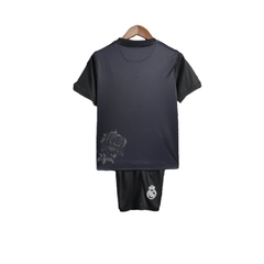 Kit Infantil Real Madrid Edição especial 24/25 - Y-3 - Preto com desenhos de rosas na internet