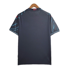 Camisa Manchester City II 23/24 - Torcedor Puma Masculina - Azul com detalhes em azul claro - comprar online