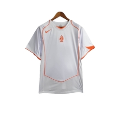 Camisa Retrô Seleção da Holanda II 2004 - Masculina Nike - Branca com detalhes em laranja