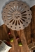 Bandeja calada de madera, modelo mandala.  Medidas: 28 cm de diámetro.