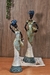Objeto decorativo, modelo mujeres africanas con vasija.  Medidas:  Chica: 34 cm de alto.  Grande: 40 cm de alto.
