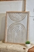 Cuadro de pared modelo lineas beige y marco natural.  Medidas: 30 x 45 cm.