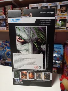 Imagen de Muñeco The Joker Original DC Multiverse 22 articulaciones