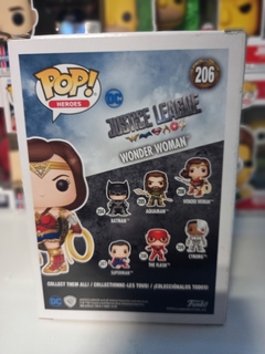 Funko Pop! DC Liga de la Justicia Mujer Maravilla #206 - Aye & Marcos Toys