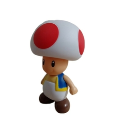 Muñeco Articulado Honguito Toad Rojo - Mario Bros Banpresto - comprar online