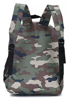 Mochila Goodpak Camuflada Urbana Escolar 17 Espalda en internet