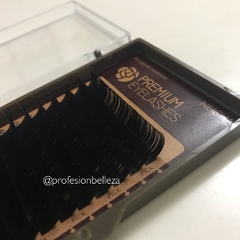 NEICHA: PREMIUM EYELASHES. Pestañas para extensión de pestañas. "Largo 13mm", "Curvatura: C". "Grosor: 0.15T"