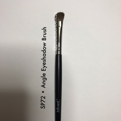 IDRAET: Brocha SP72 ANGLE EYESHADOW BRUSH (Pincel angular para sombra)