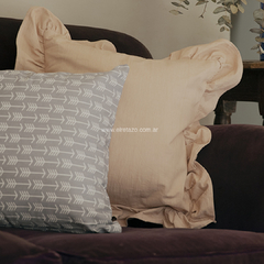 Almohadon con volado Rufina - comprar online