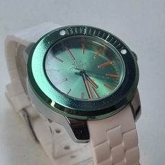 Reloj Montreal con silicona blanco y bisel verde MU462-V - comprar online