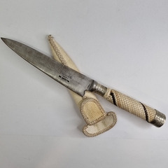 Cuchillo alpaca y cuero tranzado hoja 14cm J579 - comprar online