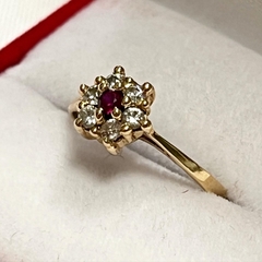 ANILLO ROSETA RUBI Y CUBICS ORO 18K SK935