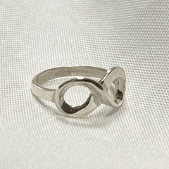 ANILLO INFINITO MEDIANO HECHO A MANO MACIZO PLATA 925 SK890