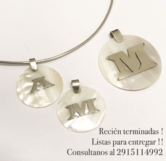 Conjunto Promoción collar rigido y medalla inicial / letra NACAR J572/J999 - tienda online