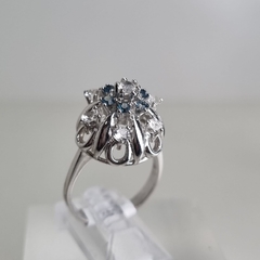 ANILLO ANIGUO DE PLATA RODINADA Y ZAFIROS AZULES 5642 en internet