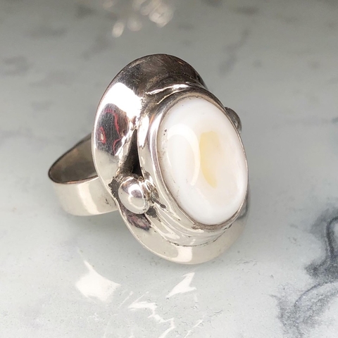 ANILLO PLATA Y NACAR ESTILO BELGIORNO cod 9895