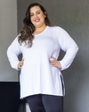 Camiseta alongada Vestleg Feminina PLUS SIZE Branca Manga Longa