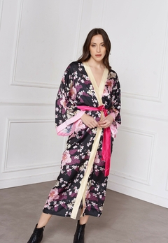 Kimono Largo con Mangas Japonesas de Seda Estampado Negro Nueva Temporada Invierno 2024 - tienda online