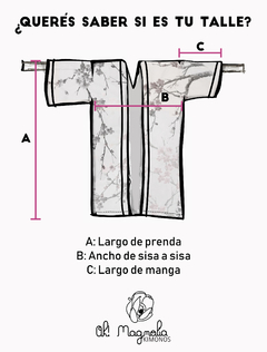 Imagen de Kimono Corto de Seda Corte Clásico Negro Rayado Nueva Temporada Invierno 2024