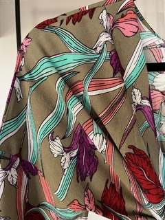 Kimono con Mangas Japonesas de Crepe Estampado VERANO 2025 Verde Militar en internet