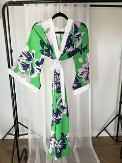 Kimono con Mangas Japonesas de Fibrana Verde Esmeralda VERANO 2024 en internet