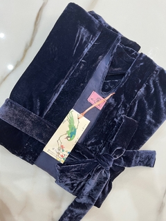 Kimono De Terciopelo Velvet Chifon Azul Tiene brillo Largo Ideal para el Invierno 2024