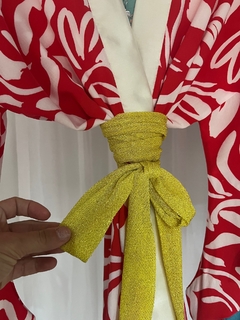Kimono Corto con Mangas Japonesas de Fibrana Estampado Rojo con bordes en seda VERANO 2024 en internet