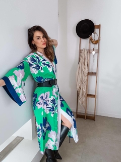 Conjunto Bata Kimono y short de de fibrana ideal para estar en casa o pileta verde en internet