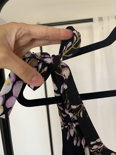 Vestido Gina Corto De Verano 2023 Fibrana Ideal Pileta Estampado Negro con Violeta en internet