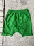 Shorts Verde com barra Virada