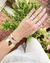Pulseira bracelete V liso em banho ouro - comprar online