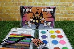 10 estojos de pintura lembrancinha Halloween com 31 itens completo na internet