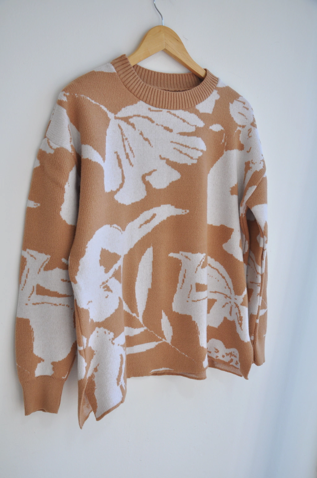 ·SWEATER ABU·